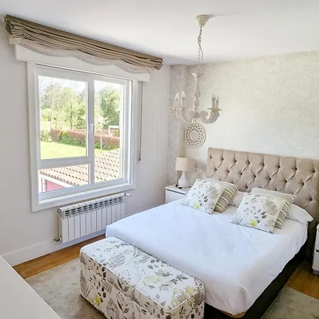 Casa Con Piscina Riosar Santiago * Amés