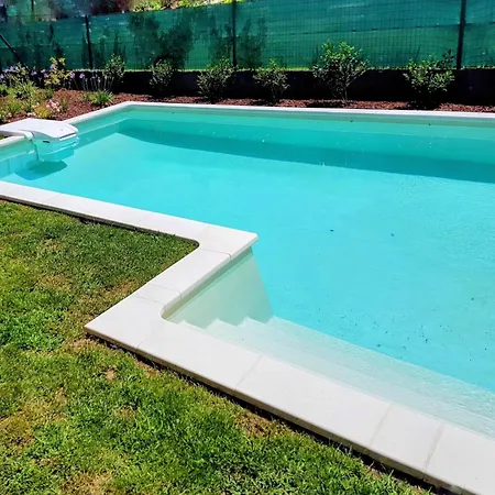 Casa Con Piscina Riosar Santiago Amés
