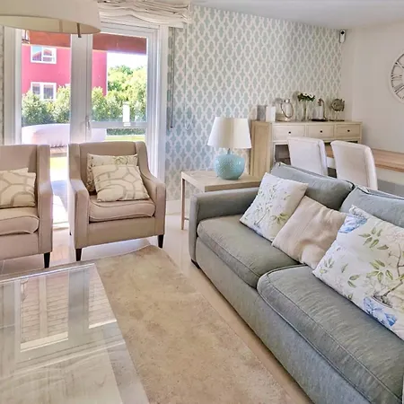 Casa Con Piscina Riosar Santiago * Amés