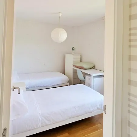 Casa Con Piscina Riosar Santiago Holiday home Ames
