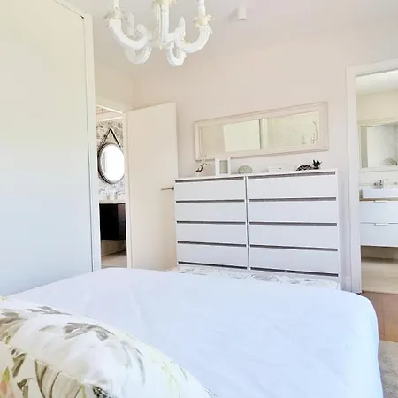 Casa Con Piscina Riosar Santiago Amés